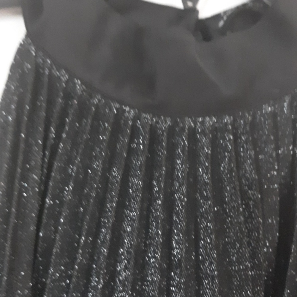 Dress - Picture 2 of 6